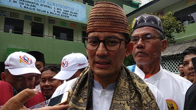 Sandiaga: Harga Tiket Pesawat Turun, Biaya Kampanye Juga Turun