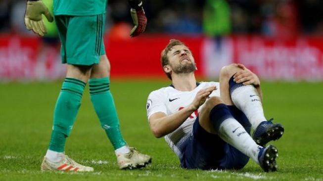 Tottenham Kalah, Harry Kane pun Terancam Cedera Parah