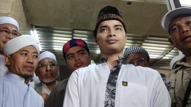 Putra pertama Ustaz Arifin Ilham, Alvin Faiz. (Suara.com/Chyntia Sami)