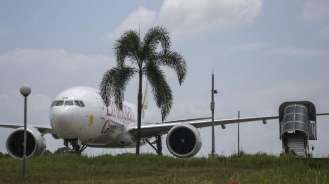 Diturunkan Paksa TNI AU, Pesawat Ethiopian Airlines Masih Ditahan