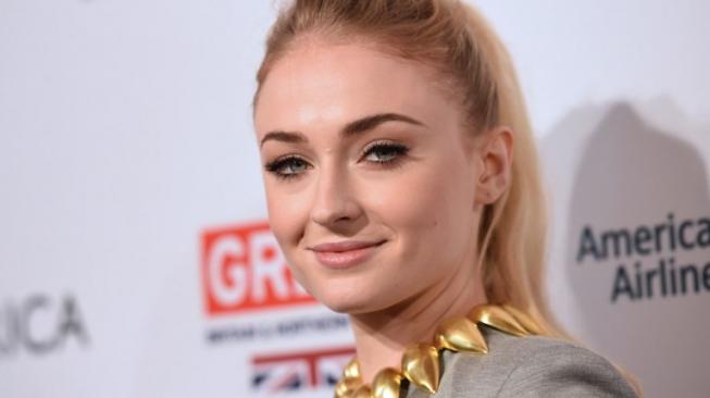 Sophie Turner Kritik Influencer dan Produk Diet, Sarkas Banget!