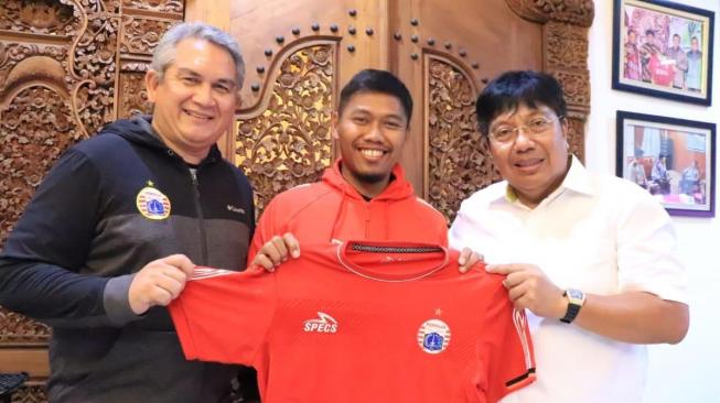 Gabung Persija, Tony Sucipto Tak Ambil Pusing Dianggap Pengkhianat