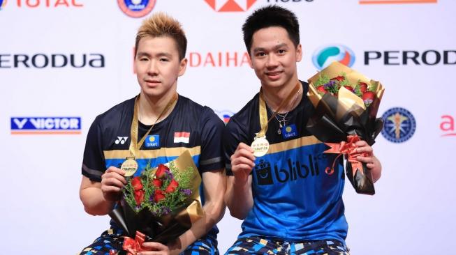 Pasangan ganda putra terbaik Indonesia, Kevin Sanjaya Sukamuljo / Marcus Fernaldi Gideon berhasil meraih gelar juara Malaysia Masters 2019, Minggu (20/1/2019). [Dok. PBSI]
