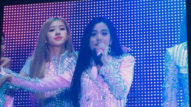 Ada 2 Versi Lagu Ddu Du Ddu Du di Konser Blackpink Semalam