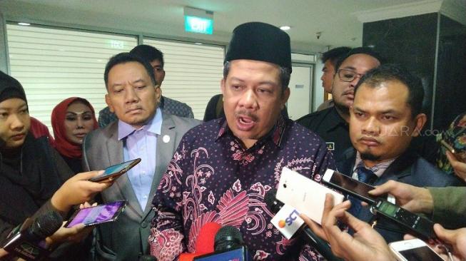 3 Emak-emak Diduga Kampanye Hitam Jokowi, Fahri Hamzah: Tak Bisa Dipidana