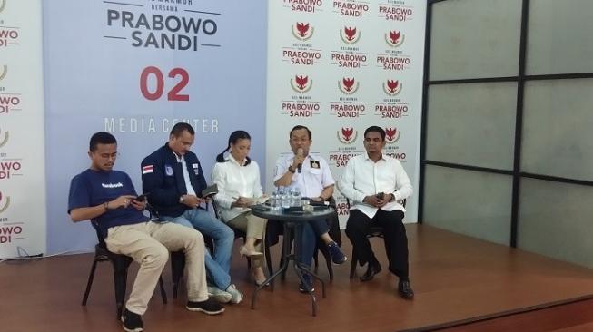 KPU Larang Penonton di Belakang Capres - Cawapres, BPN: Kami Sih Anteng