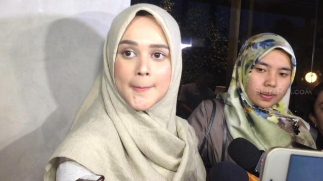 Cut Meyriska Benarkan Segera Menikah dengan Roger Danuarta