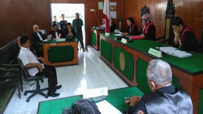 Caleg PKS Dipenjara 10 Hari karena Kampanye Bagi-bagi Bingkisan Mie Instan