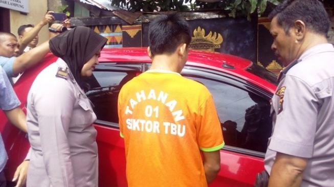 Pengin Punya Mobil Pribadi, Pedagang Durian Rampok Sopir GrabCar