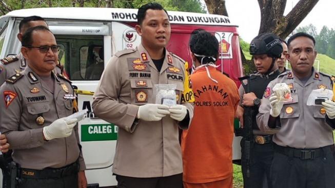 Jadi Timses, Doni Jualan Sabu Pakai Mobil Caleg Gerindra