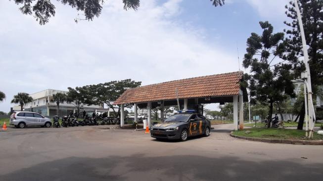 LIVE: Pasca Bebas, Begini Kondisi Sekitar Rumah Ahok