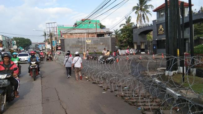 Jelang Kebebasan Ahok, Warga Masih Lalu Lalang di Sekitar Mako Brimob