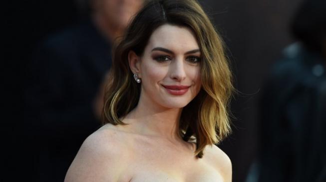 6 Peran Populer Anne Hathaway dalam Film