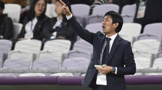 Pelatih Timnas Jepang, Hajime Moriyasu. [Khaled DESOUKI / AFP]