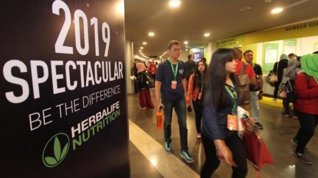 Kampanyekan Gaya Hidup Sehat Lewat Herbalife Spectacular