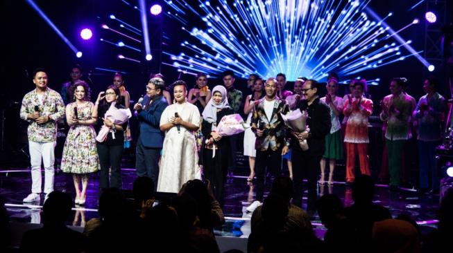 Konser Erros Chrisye Yockie: Tembang Persada Sang Tritunggal. [Foto: Bertiga Satu Rasa]