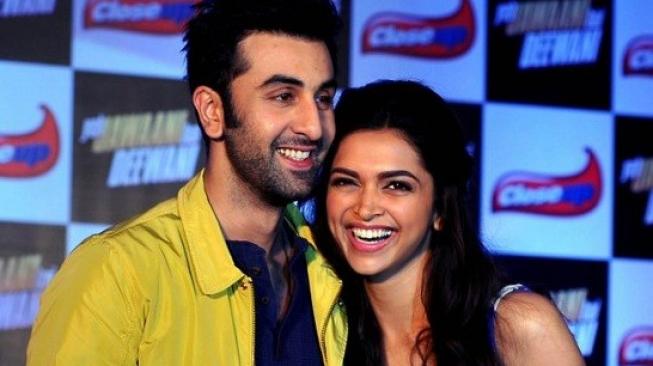 Ranbir Kapoor dan Deepika Padukone (STRDEL / AFP)