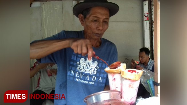 Di Kota Malang, Anda Bisa Nikmati Es Santan Lebah