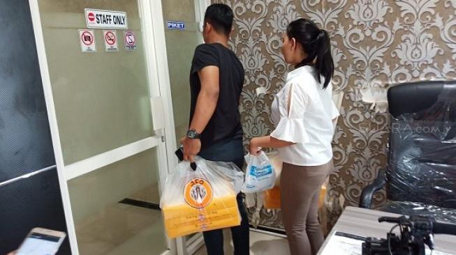 Di Dalam Tahanan, Vanessa Angel Kangen Makan Donat