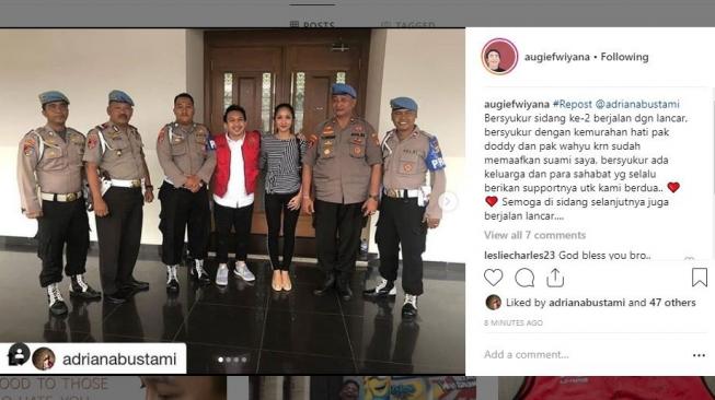 Augie Fantinus baru melalui sidang kedua kasus dugaan penyebaran hoaks yang melilitnya. [instagram/augiefwiyana]