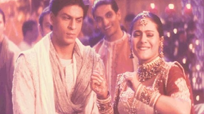 Video Duet Polisi dan Guru Joget India, Kalahkan SRK dan Kajol?