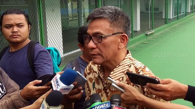 Ketua Umum Persatuan Lawn Tenis Indonesia (Pelti), Rildo Ananda Anwar, ditemui di Tennis Indoor Senayan, Jakarta, Senin (11/2/2019). [Suara.com/Arief Apriadi]