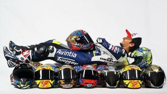 Keren, Pembalap MotoGP ini Pamerkan Helm Anti Peluru Buatan Indonesia