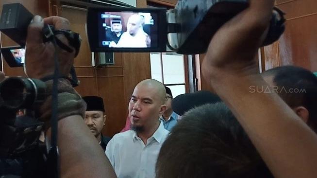 Lieus Sungkharisma: Izin Konser Ahmad Dhani Dipersulit, Dibatalkan Sepihak