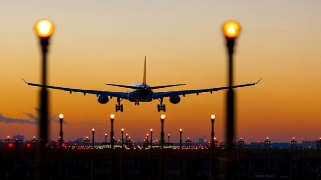Tiket Pesawat Garuda Indonesia Group Turun 20 Persen