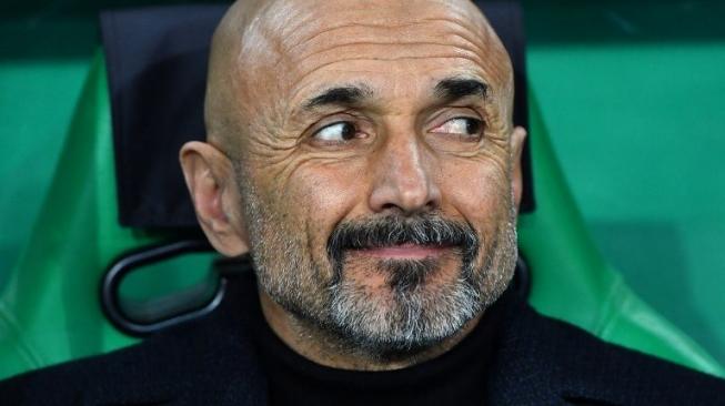 Pelatih Inter Milan Luciano Spalletti saat skuatnya menghadapi Rapid Vienna di leg pertama babak 32 besar Liga Europa. JOE KLAMAR / AFP