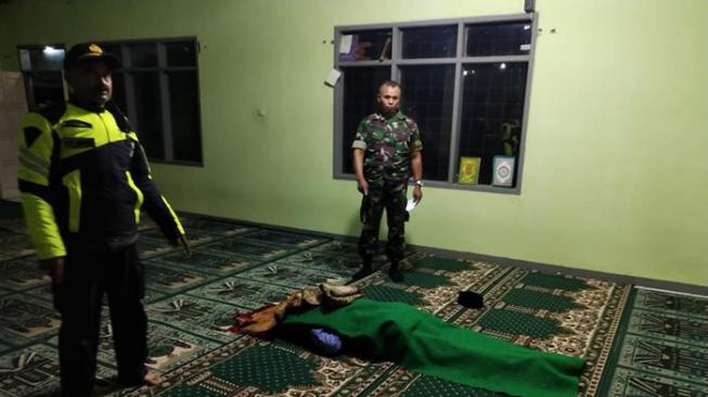 Maslikin Tewas Dikapak saat Salat Isya di Masjid Miftahul Falah