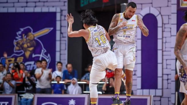 Tumbangkan Mono Vampire, CLS Knights Akhiri Puasa Kemenangan