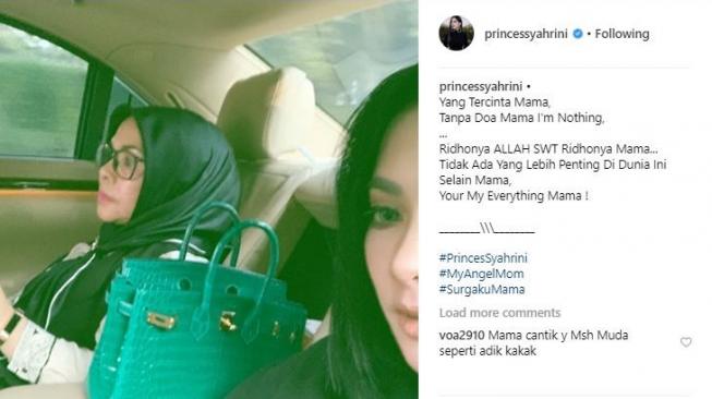 Syahrini bicara restu ibunda. [instagram/princessyahrini]