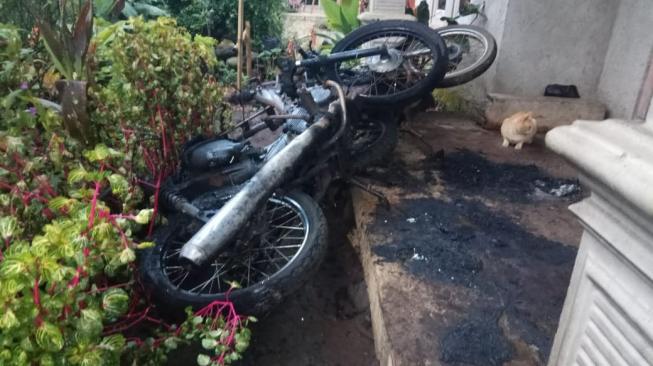 Teror Pembakaran Misterius Merembet ke Temanggung, 2 Motor Dibakar