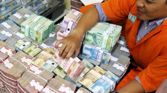 Jadi Korban Harapan Palsu, Rupiah Melemah, 1 Dolar AS Rp 14.058