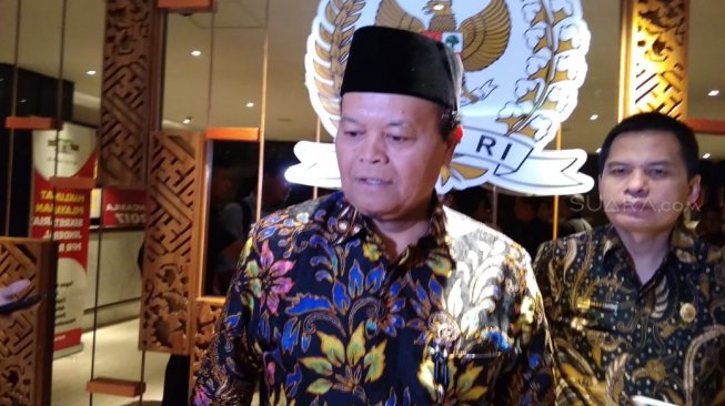 Hidayat Nur Wahid Desak BPK Audit Dana Haji, Eko Kuntadhi: Ente Tahu Sebenernya