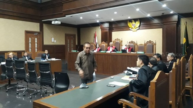 Tak Pernah Bicara Proyek, Saksi Syok Saat Irwandi Yusuf Ditangkap KPK