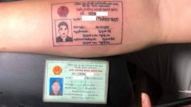 Membuat Tato KTP di Tangan, Alasan Pria Ini Bikin Ngakak. Tapi Masuk Akal