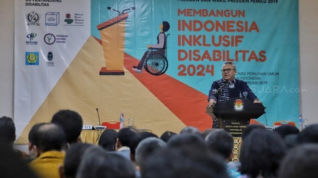 Sejumlah penyandang disabilitas menghadiri debat publik tim Sukses Pasangan Calon Presiden dan Wakil Presiden Pemilu 2019 di Kantor KPU, Jakarta, Kamis, (28/2).[Suara.com/Muhaimin A Untung]