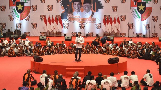 Jokowi Ungkap Cerita yang Jadi Inspirasi di Balik Kartu Saktinya