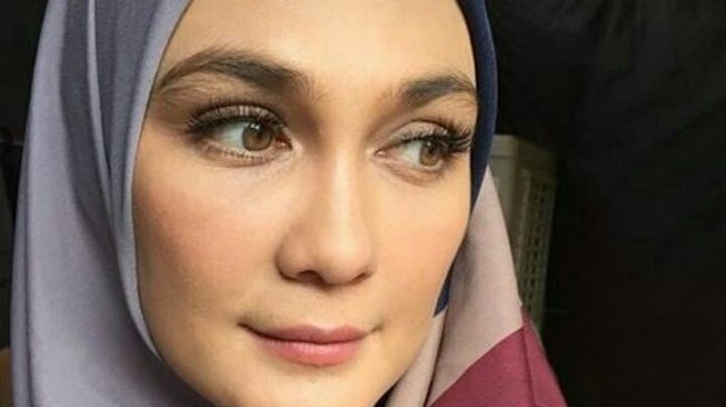 Luna Maya [Instagram/monicanederlandz]