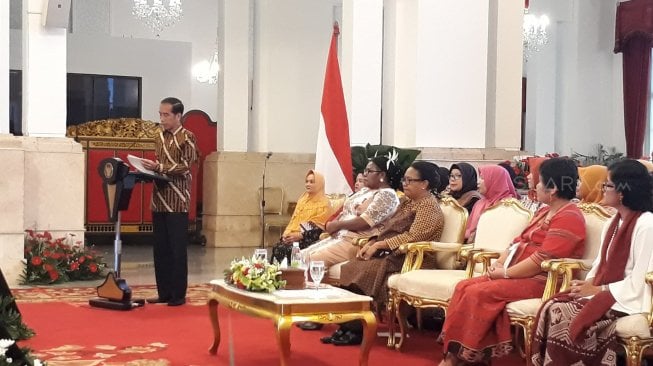 Undang Perempuan Arus Bawah, Jokowi Cerita Pernah Jadi Korban Gusuran