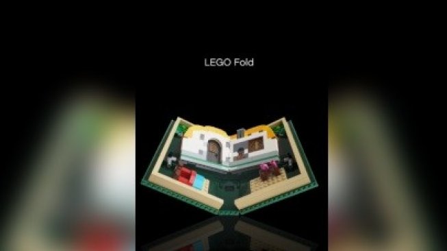 Lego Fold. [Twitter]