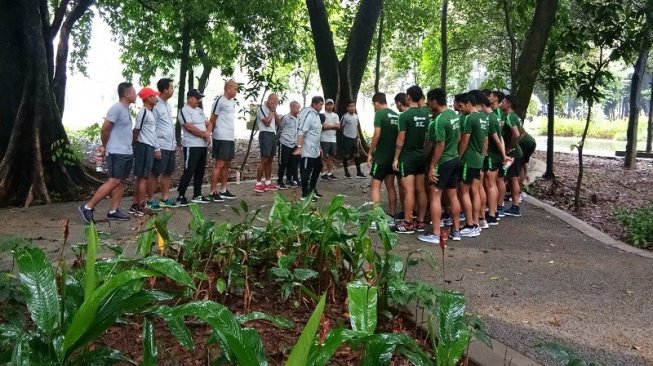 Duh! Latihan Fisik Timnas Indonesia U-23 Diserang Nyamuk