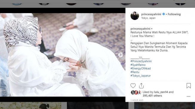 Momen Syahrini meminta restu ibunda untuk dinikahkan oleh Reino Barack. [instagram/princessyahrini]