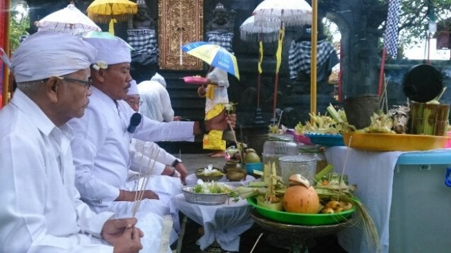 Tanpa Ogoh-Ogoh, Tawur Agung Kasanga di Semarang Tetap Khusyuk