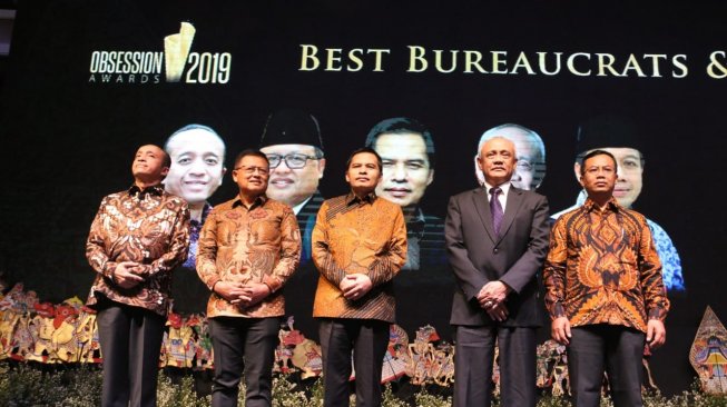 Sekretaris Kemenpan-RB Terima Obsesion Award 2019