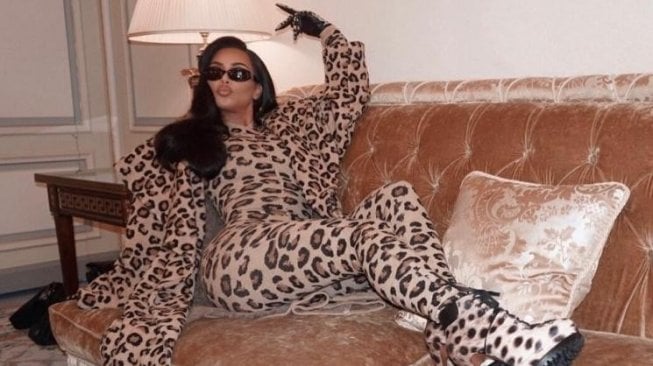 Biar Jadi "Macan", Kim Kardashian Rogoh Kocek Rp 141 Juta