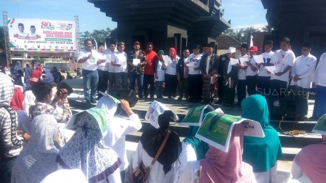 Separoh kursi yang disediakan kosong pada deklarasi kemenangan 80 persen pasangan Jokowi - Maruf.