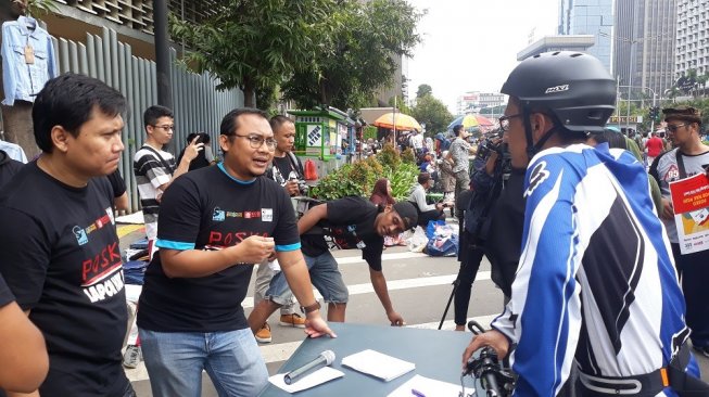 Posko Lapor Hak Pilih hadir untuk menekan angka golput dan meningkatkan partisipasi pemilih di Pemilu 2019. (Suara.com/Novian Ardiansyah)